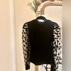 Polka dot sleeve top